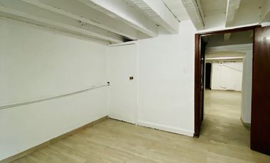 SOTANO EN CASA PORFIRIANA PARA USO COMERCIAL