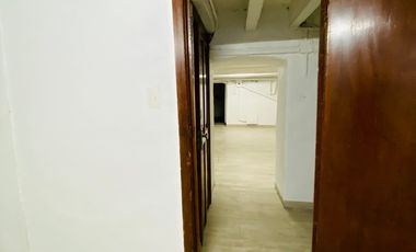 SOTANO EN CASA PORFIRIANA PARA USO COMERCIAL