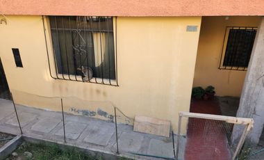 Vendo casa como terreno en San Martin de Socabaya