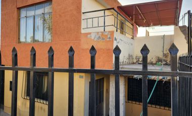 Vendo casa como terreno en San Martin de Socabaya