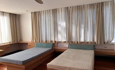 4 Bedroom 4BR House and Lot for Rent at Muntinlupa City