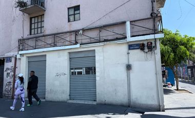 Venta de local sobre Eje central Lazaro Cardenas, cerca de Plaza Garibaldi, Ciudad de México