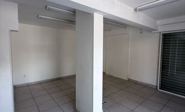 Venta de local sobre Eje central Lazaro Cardenas, cerca de Plaza Garibaldi, Ciudad de México
