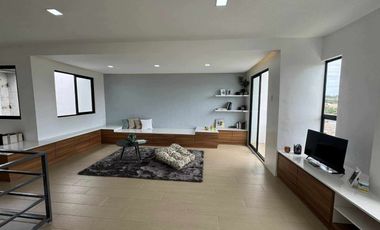 3 STOREY TOWNHOUSE for Sale in Acropolis Talamban Cebu FREE 1HP SPLIT TYPE AIRCON