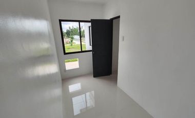 3 STOREY TOWNHOUSE for Sale in Acropolis Talamban Cebu FREE 1HP SPLIT TYPE AIRCON