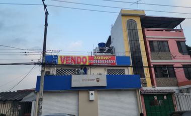 Vendo Local Comercial 302m² Av. Francisco de Orellana cerca Rio centro Norte