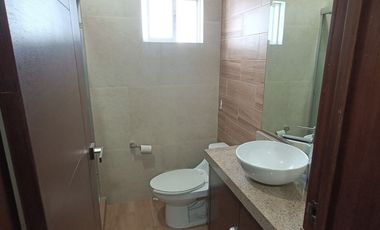 Renta de casa amueblada, con alberca en Cumbres 2do Sector, Monterrey