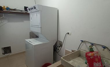 Renta de casa amueblada, con alberca en Cumbres 2do Sector, Monterrey