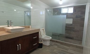 Renta de casa amueblada, con alberca en Cumbres 2do Sector, Monterrey