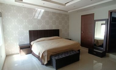 Renta de casa amueblada, con alberca en Cumbres 2do Sector, Monterrey