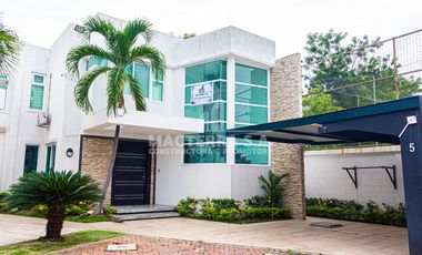 ¡Tu nuevo hogar de lujo en Mocolí Garden te espera!