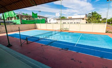 ¡Tu nuevo hogar de lujo en Mocolí Garden te espera!