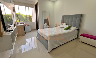 SE VENDE CASA CAMPESTRE EN COMBIA