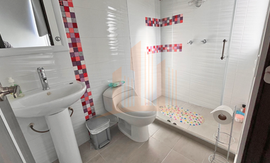 SE VENDE CASA CAMPESTRE EN COMBIA