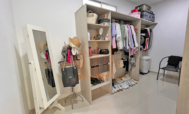 SE VENDE CASA CAMPESTRE EN COMBIA