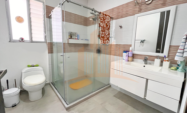 SE VENDE CASA CAMPESTRE EN COMBIA