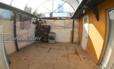 VENDEMOS Casa en Calle principal en excelente Villa