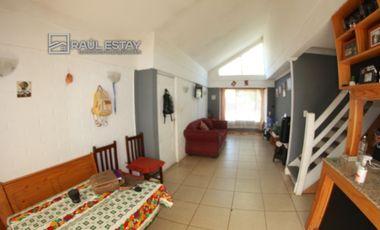 VENDEMOS Casa en Calle principal en excelente Villa