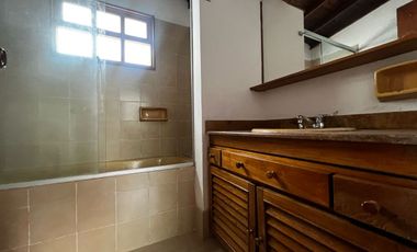 Casa  en arriendo, Loma Del Escobero, Envigado, Antioquia