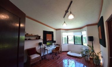 🏡 Casa con doble altura, chimenea y vista al green 🌳🔥 ¡En Club de Golf Tequis!