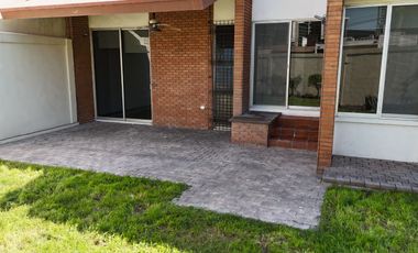 Casa en Renta – Colonia del Valle, San Pedro Garza García.