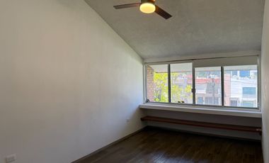 Casa en Renta – Colonia del Valle, San Pedro Garza García.