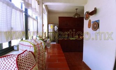 🎯 Inversionistas, ¡atención! Casa + 4 departamentos en terreno enorme, ¡potencial al máximo! 🌳💰
