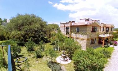 🎯 Inversionistas, ¡atención! Casa + 4 departamentos en terreno enorme, ¡potencial al máximo! 🌳💰