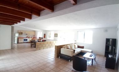 💸 ¡Precio de oportunidad! Casa con palapa y bungalow en terreno de 2,200m² 🌿