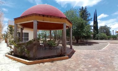 💸 ¡Precio de oportunidad! Casa con palapa y bungalow en terreno de 2,200m² 🌿