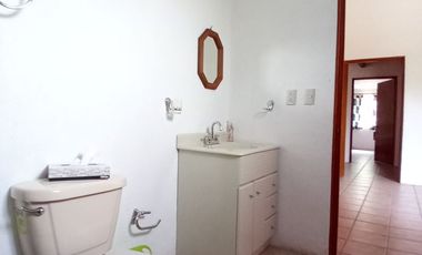 💸 ¡Precio de oportunidad! Casa con palapa y bungalow en terreno de 2,200m² 🌿
