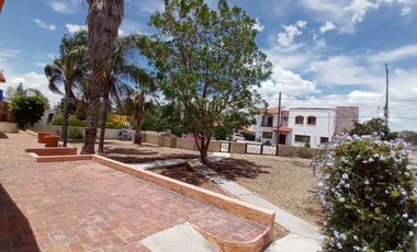 💸 ¡Precio de oportunidad! Casa con palapa y bungalow en terreno de 2,200m² 🌿