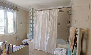 Interior Condominio, Gran Terreno, Full Programa, Colegios