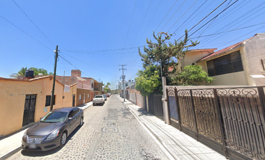 ¡ Bonita Casa En Venta ! - TEPEYAC, COL. EL SANTUARIO JALOSTITLAN, GUADALAJARA, JALISCO.