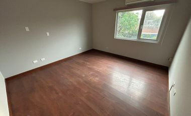 LINDA CASA EN CONDOMINIO, 4 DORMITORIOS, SANTIAGO DE SURCO