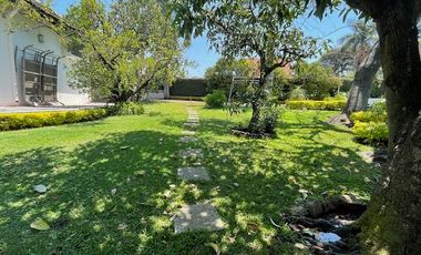 LOMAS SELVA cerca Wamart VENDO propiedad PROPIA CASA RETIRO, 7 recs. 1 piso