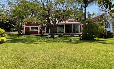 LOMAS SELVA cerca Wamart VENDO propiedad PROPIA CASA RETIRO, 7 recs. 1 piso