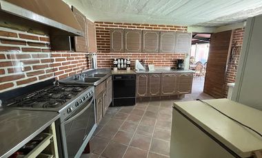 LOMAS SELVA cerca Wamart VENDO propiedad PROPIA CASA RETIRO, 7 recs. 1 piso