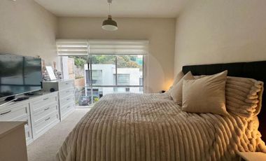 CASA EN VENTA EN PUERTA DE ENCINAR BOSQUE REAL CON MUY BUENOS ACABADOS