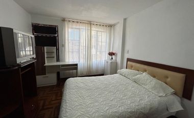 Alquiler de suite amoblada en centro de la ciudad de Loja