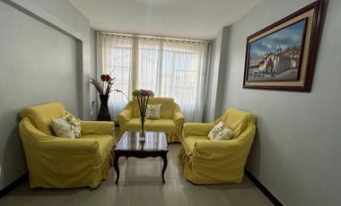 Alquiler de suite amoblada en centro de la ciudad de Loja