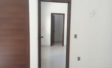 CASA DE 3 RECAMARAS EN FRACC TOLEDO $1,295,000