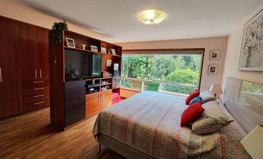 Vendo Espectacular Casa Frente A Parque, Surco, Cerca A Avenidas Benavides, Venturo, Aviación, Caminos Del Inca, Higuereta, Cerca A Centro Comercial C