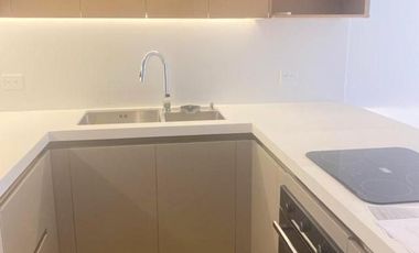 Oportunidad lujoso departamento en venta 124m2C Av. Primero de Mayo
