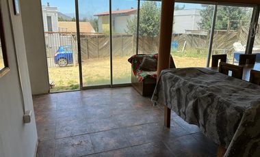 Hermosa casa amoblada en condominio en Machalí