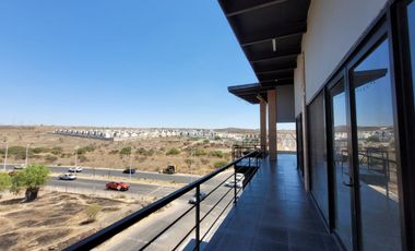 Local en PA con Terraza zona El Mirador.