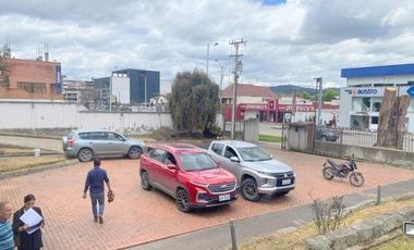 Propiedad comercial en alquiler 3.200m2T, Gran Colombia y Unidad Nacional