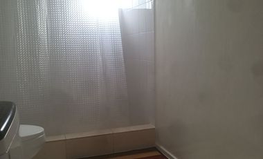 Parcela con casa 5.000/130 m2