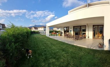 Casa en venta El Polo 4 dorm 3 baños con piscina en Machalí