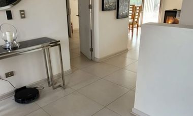 Casa en venta El Polo 4 dorm 3 baños con piscina en Machalí